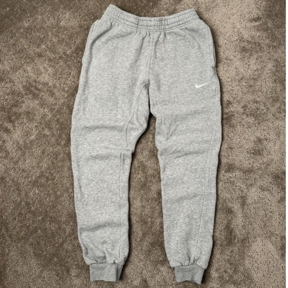 Nike  Light Gray Sweatpants